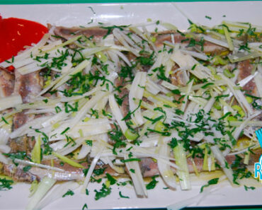 Sardinas aliñadas con cebolleta y perejil